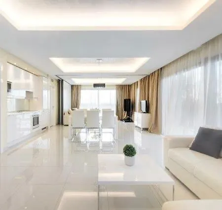 White Luxury Villa Esztergom Exterior photo